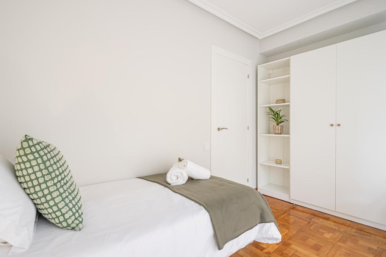 Apartamento Tres Mares Хихон Экстерьер фото