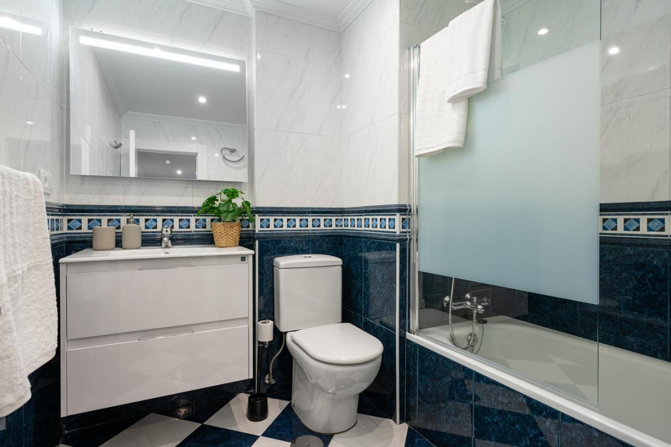 Apartamento Tres Mares Хихон Экстерьер фото